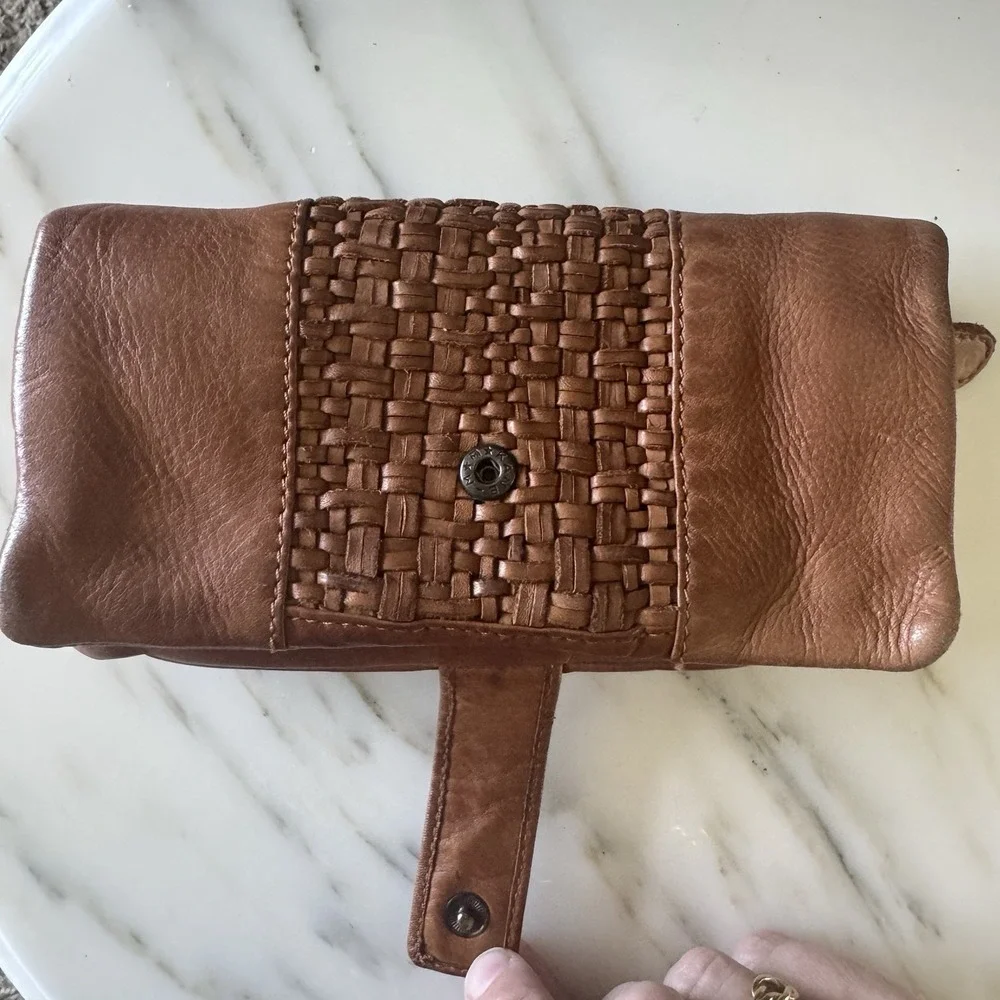 M M Kane Bifold Wallet Brown ~ Tan Woven Leather Women's Zip Super Soft Leather